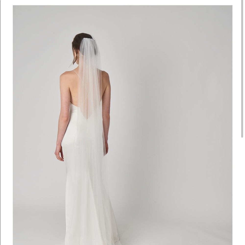 Alexandra Grecco // SIGNATURE VEIL